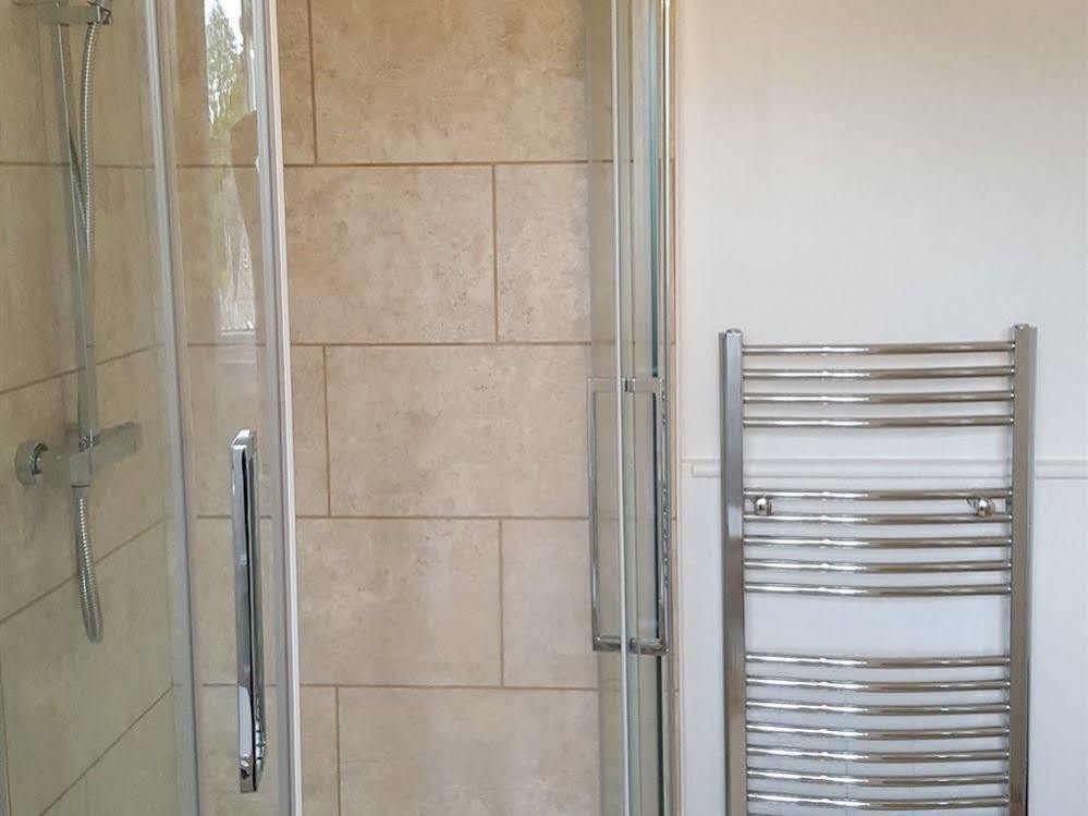 Grigshot Apartment Страуд Экстерьер фото
